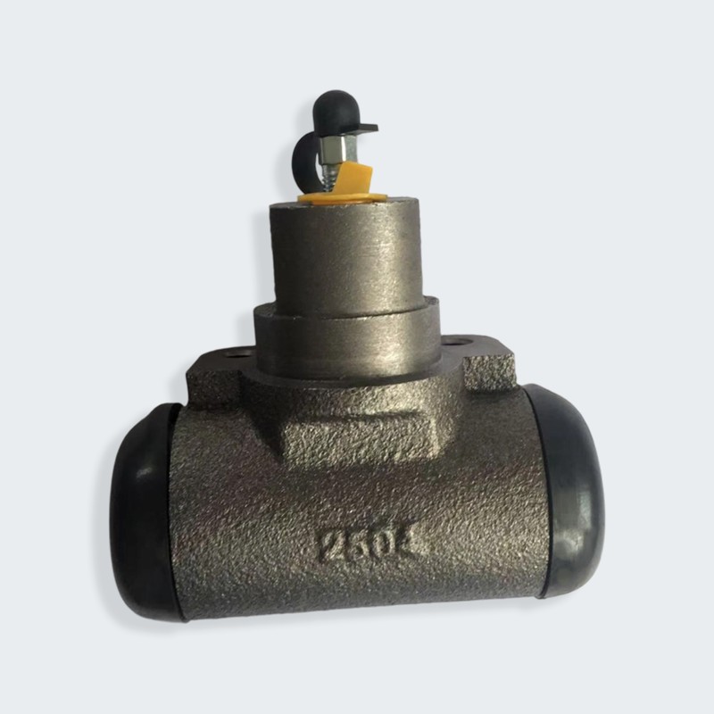 Hangcha/Heli/TCM forklift 5-7 tonluk fren silindiri (fren yağı kullanılarak)